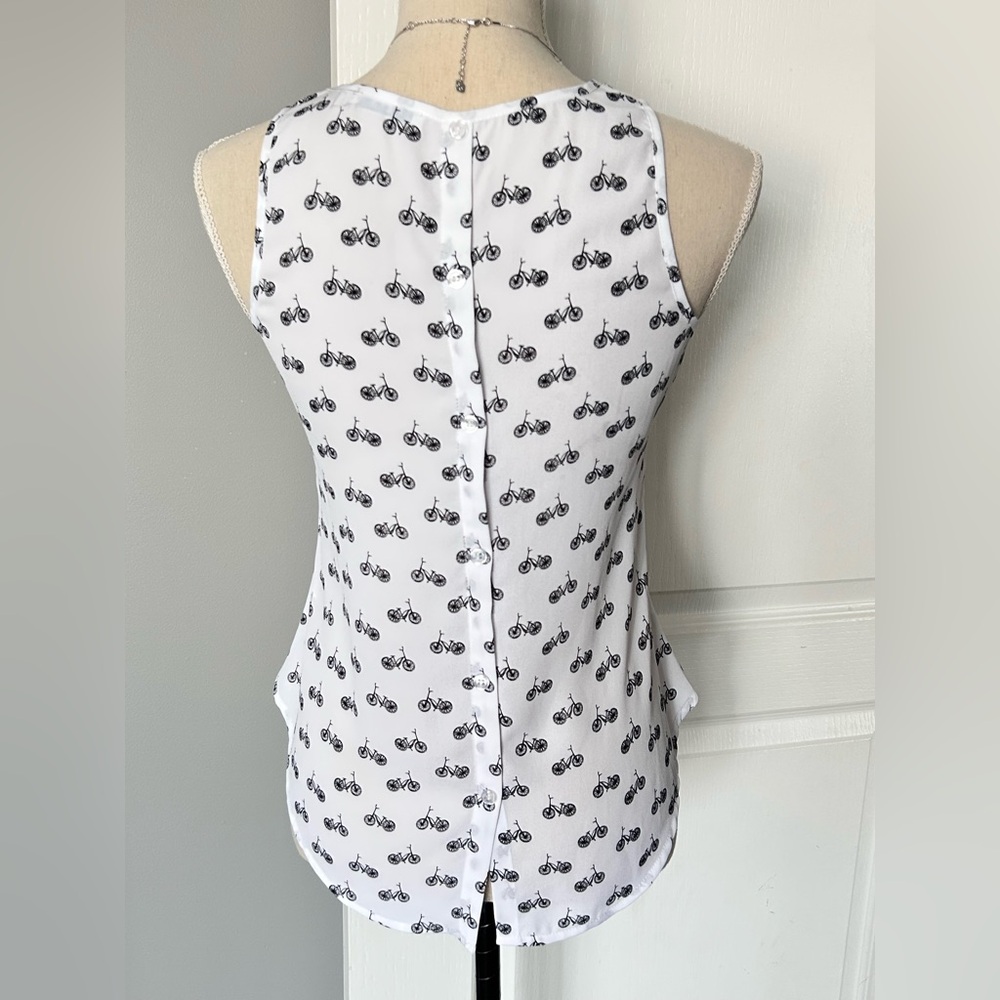 Ricki’s White Bicycle Print Women's Sleeveless Spring Summer Blouse Tank Top. XS - Picture 6 of 14